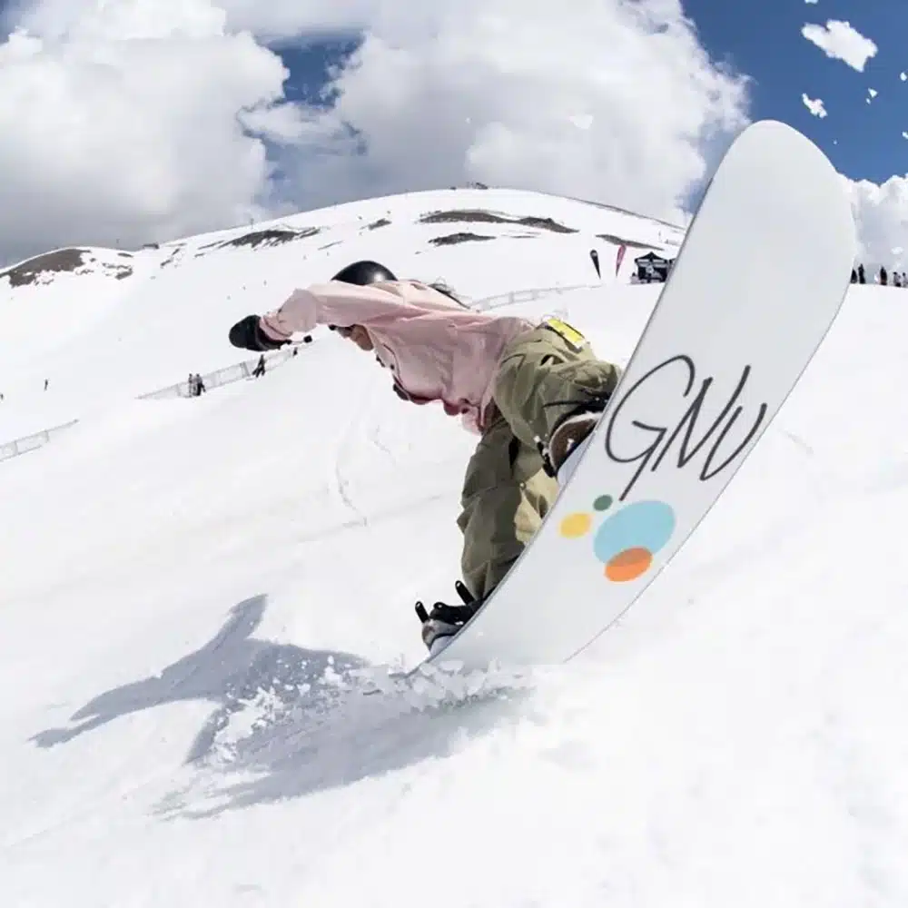 Snowboarder mit Nidecker Supermatic Step-In-Bindung